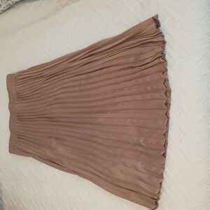 Sadie & Love Brown Pleted Maxi Skirt